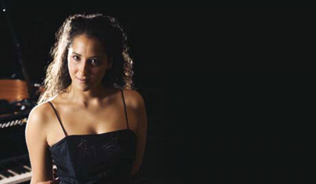 Meryem Natalie Akdenizli ile tutku dolu bir konser: Klasik müziğin doruklarından yapıtlar sunacak