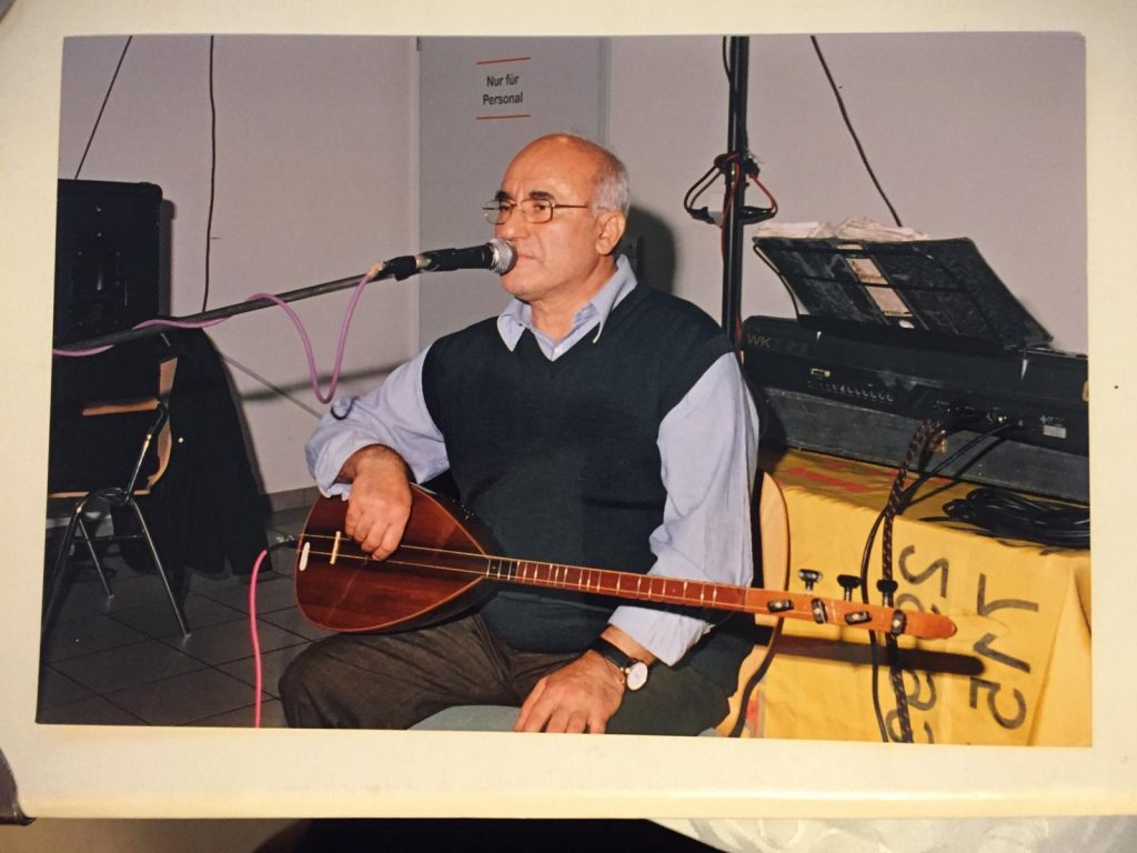 Sayısız öğrenci yetiştirmişti: Saz üstadı Ali Dönez yaşamını yitirdi