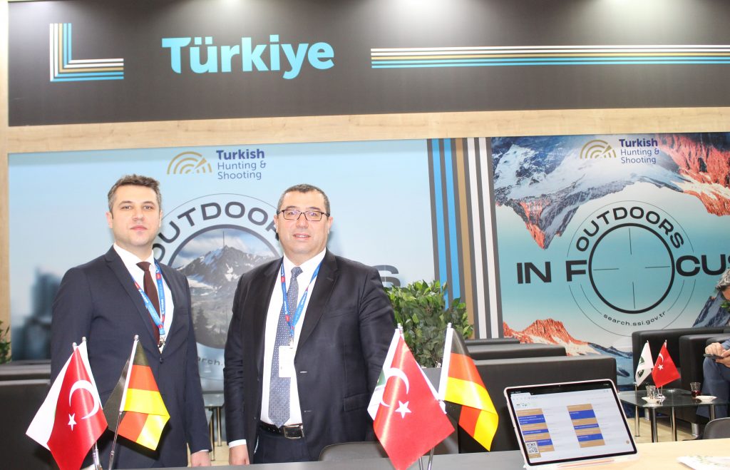 Nürnberg’de uluslarası bir silah fuarı: Türk firmaları ziyaretçilerin ilgi odağı oldu