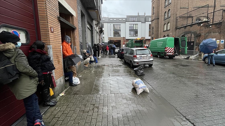 Hollandalı mülteci derneği hükümete dava açmaya hazırlanıyor