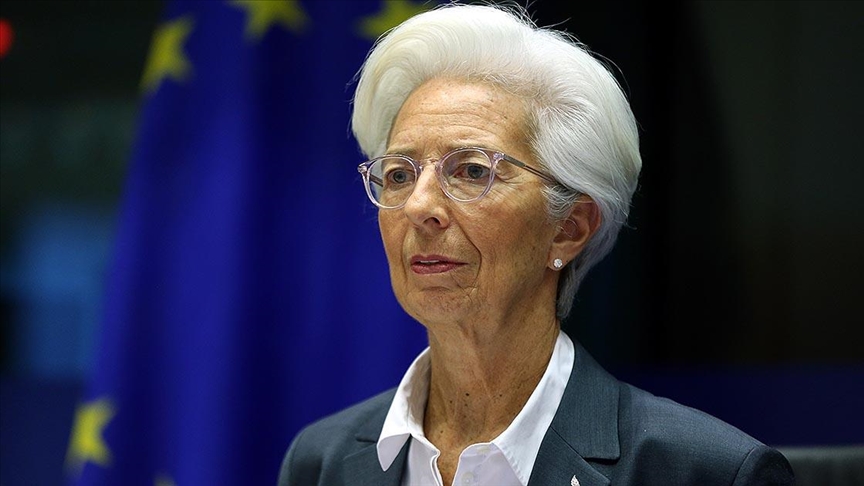 Avrupa Merkez Bankası: Enflasyon riski büyüyor