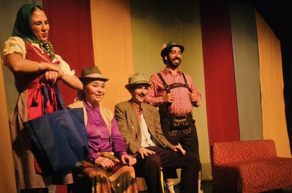 Theater Ulüm’den özel gösteri: “Hep beraber Alaman olduk”