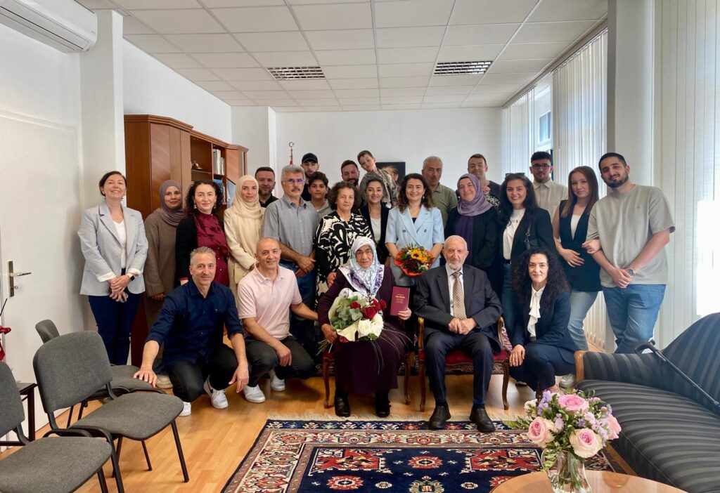Stuttgart Başkonsolosu Koçak Kaçar: “Aile, Türkçe ve kültürel mirasın temel taşıdır”