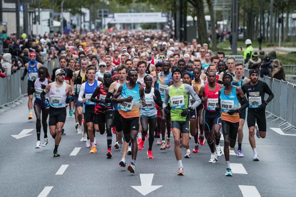 Frankfurt Maratonu’na rekor katılım: Türk gazeteci de koştu