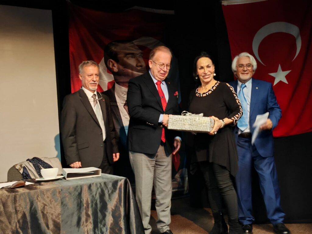 Müstafi Tümamiral Prof. Dr. Cihat Yaycı’dan kritik uyarılar: “‘Türk’üm diyen ihanet etmez”