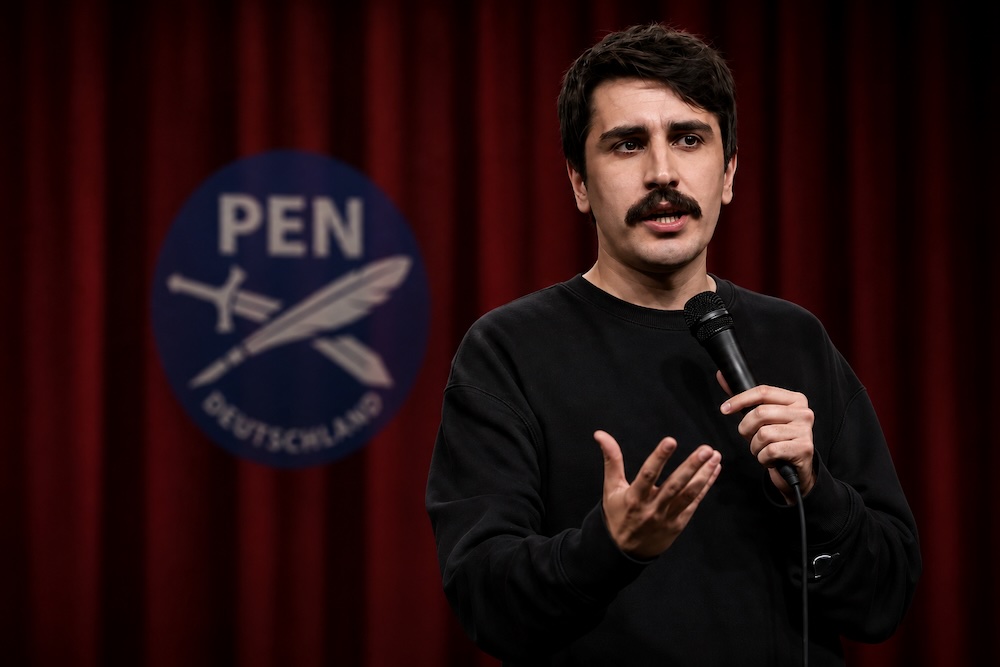 Deniz Göktaş’ın tutuklanmasına  Alman yazarlar örgütünden de protesto